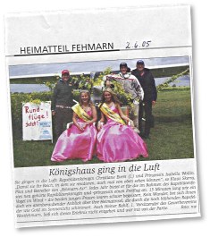 Zeitungsauschnitt: Rapsknigin + Prinzessin 2005 vor der Cessna 172